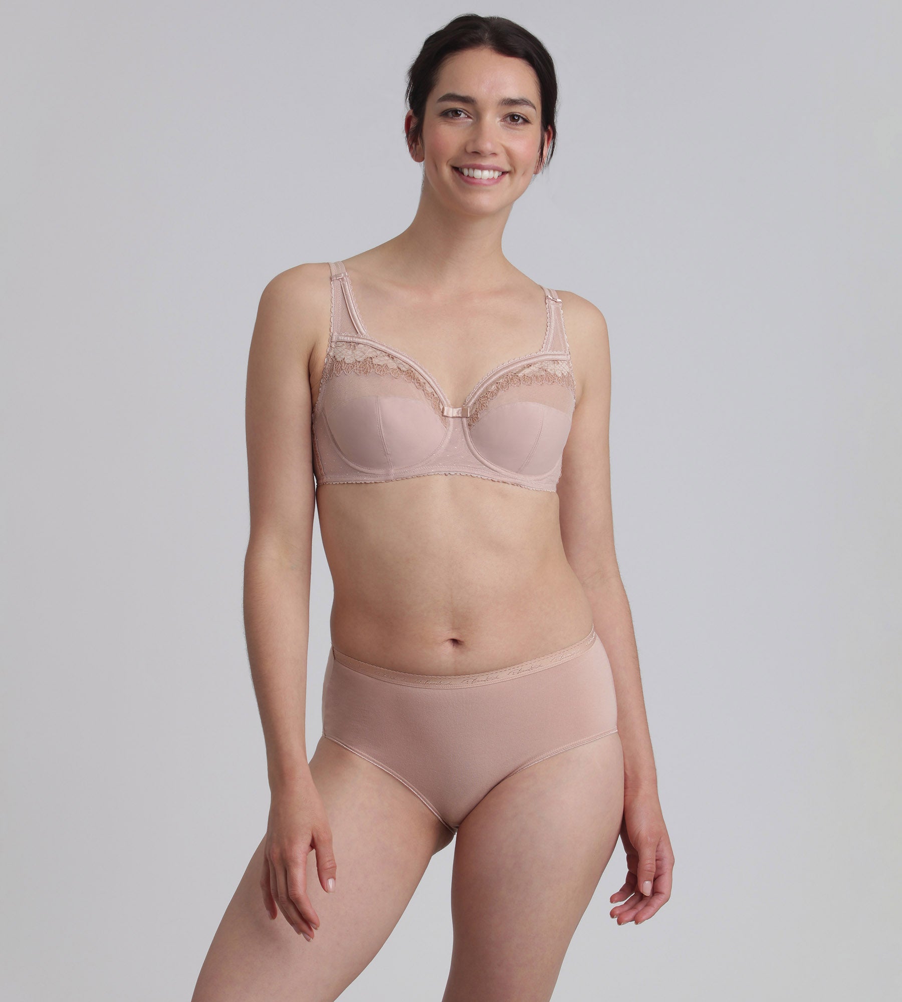 Playtex® Soutien-gorge emboîtant beige Cœur Croisé Microfibre