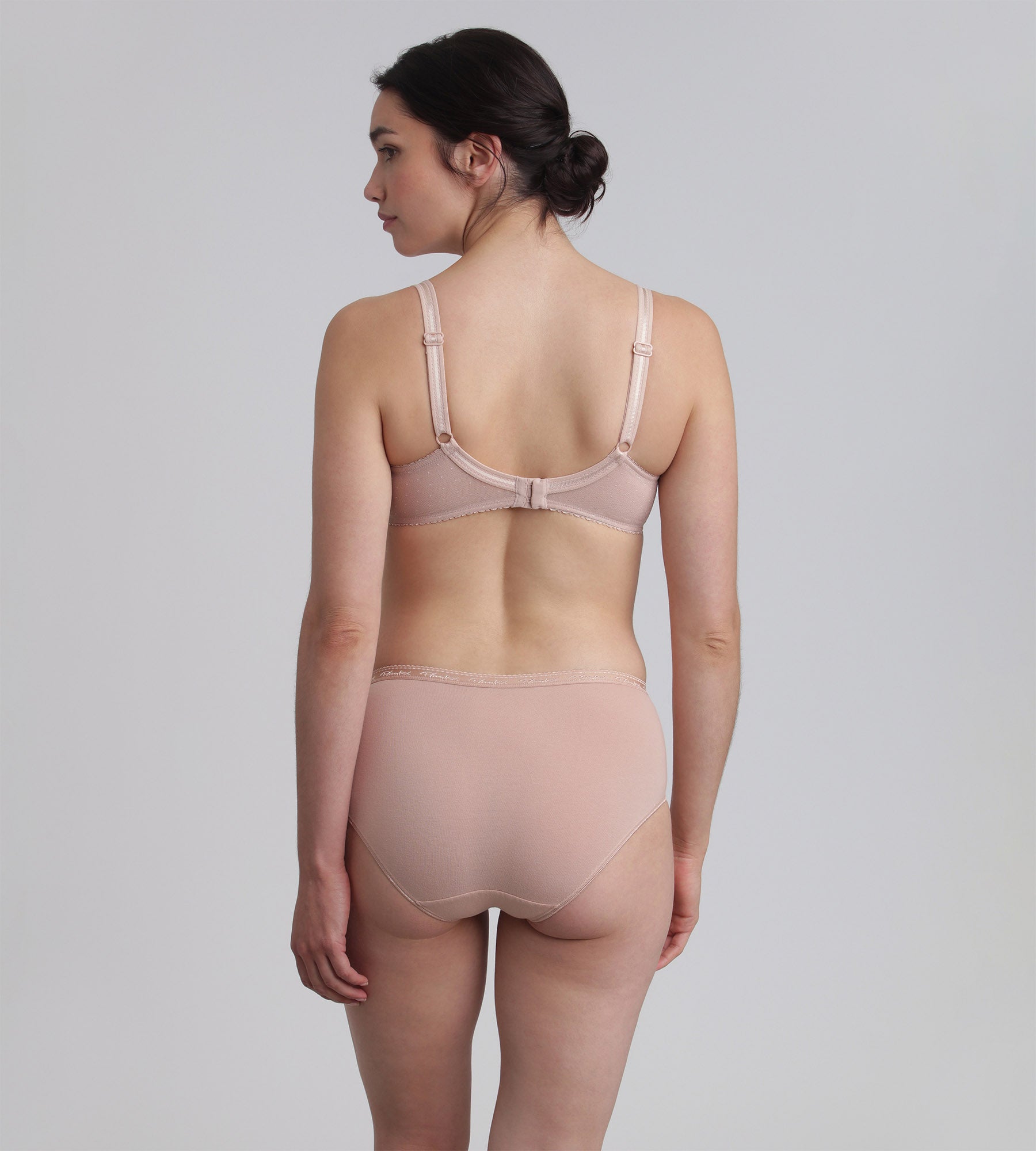 Playtex® Soutien-gorge emboîtant beige Cœur Croisé Microfibre
