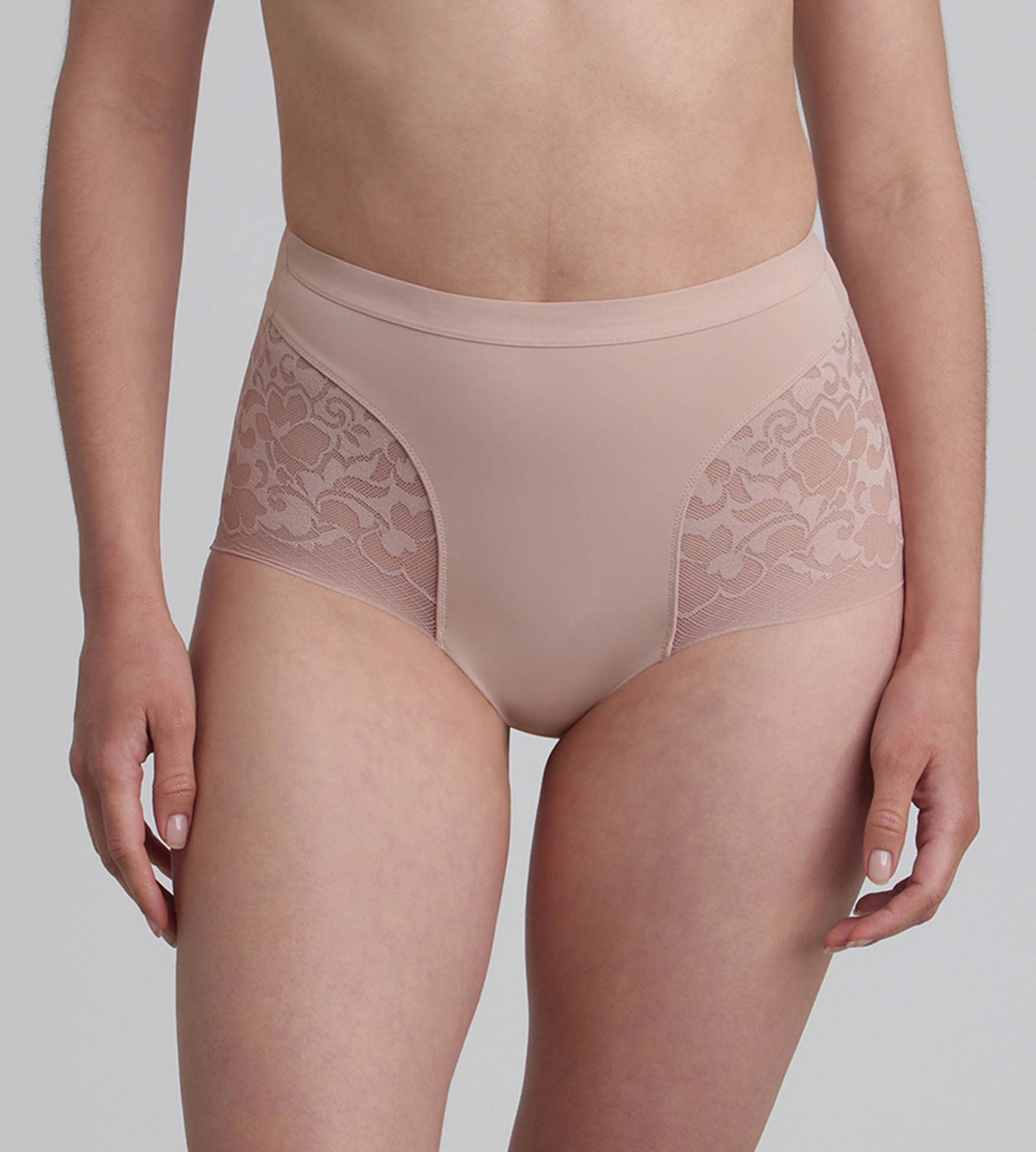 Playtex® Culotte taille haute beige Expert in Silhouette