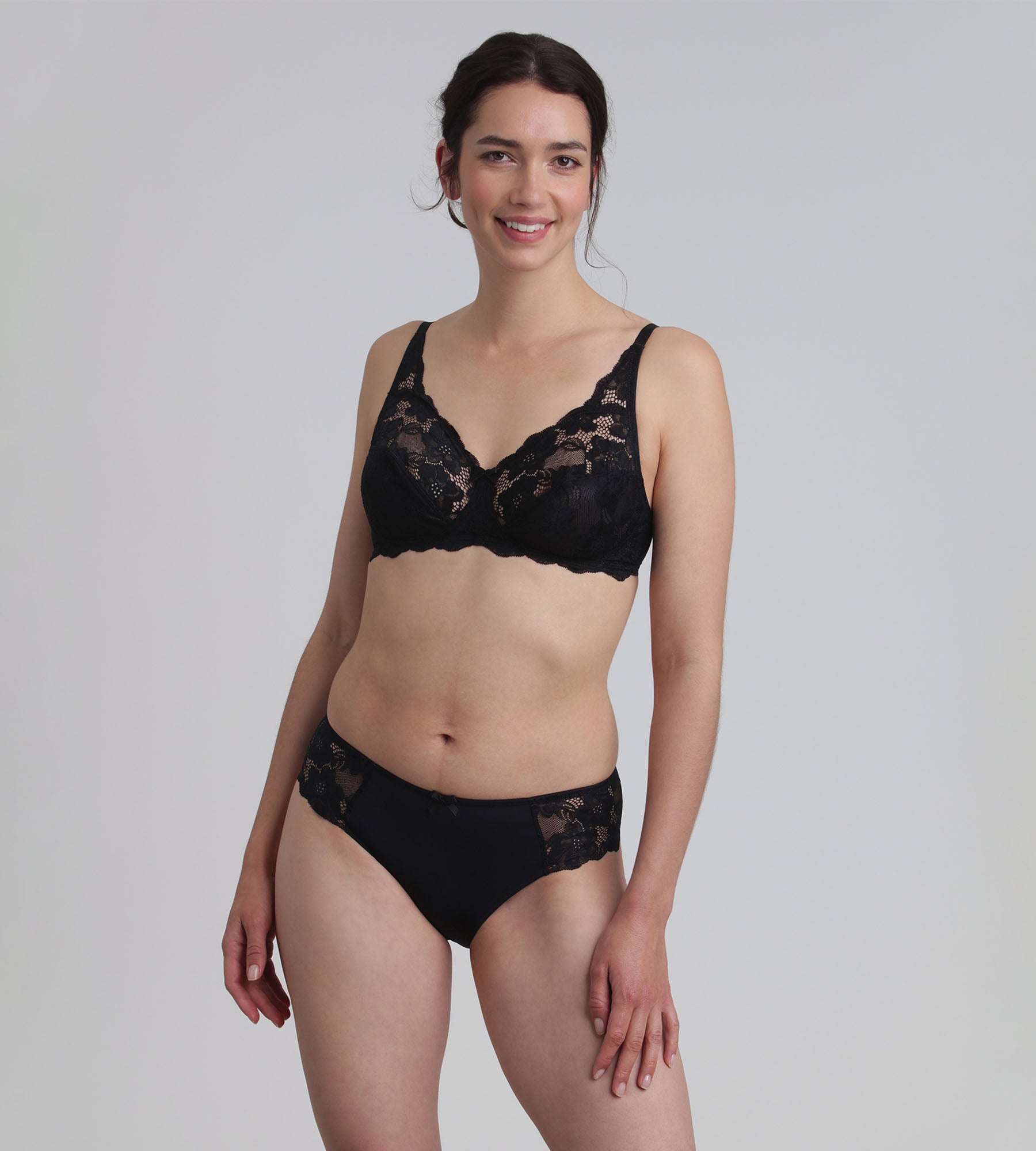 Playtex® Slip femme noir Essential Elegance