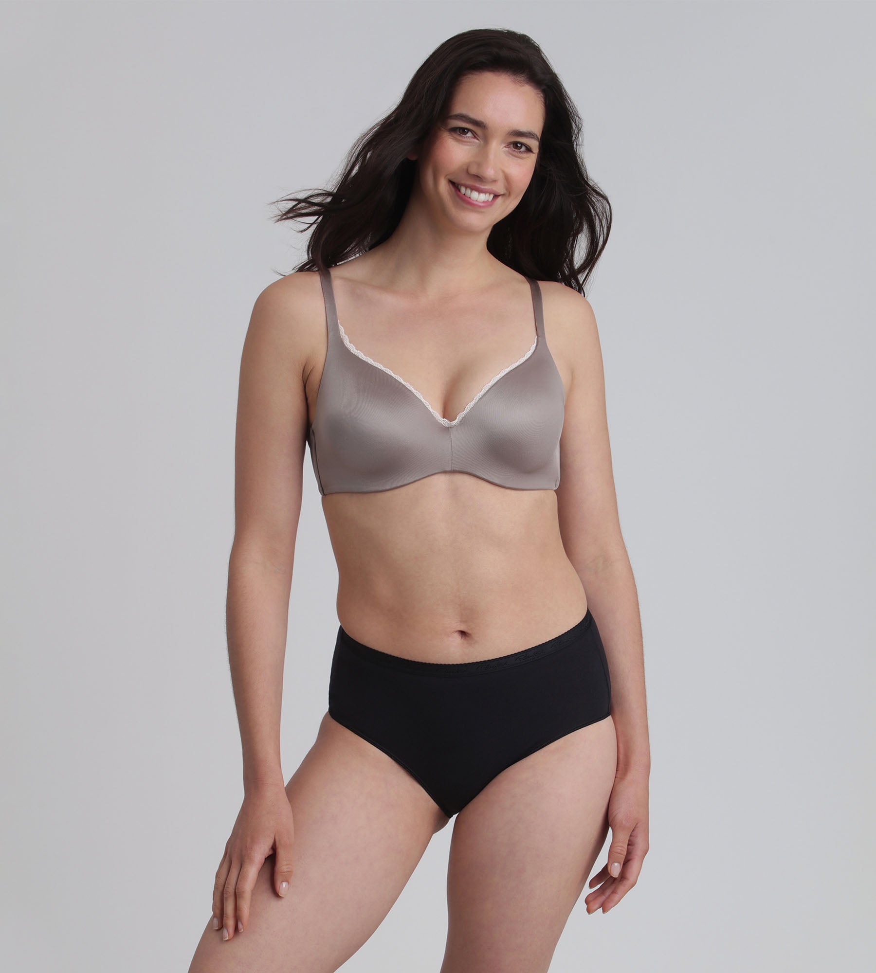 Playtex® Soutien-gorge coques aux armatures amovibles taupe 24h Soft Absolu