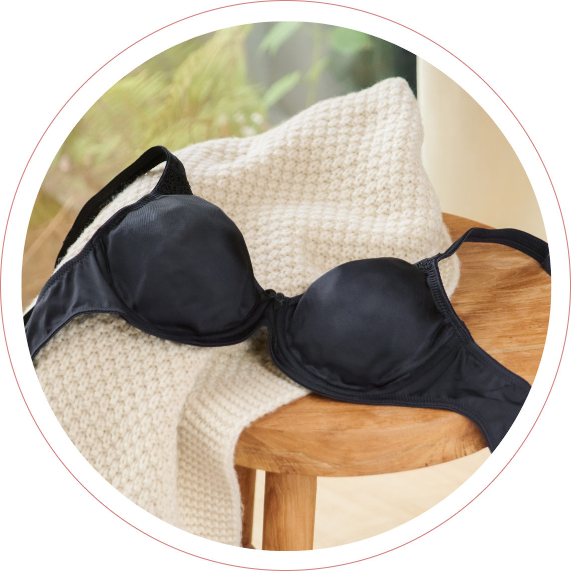 Entre maintien et féminité : comment choisir son soutien-gorge ?