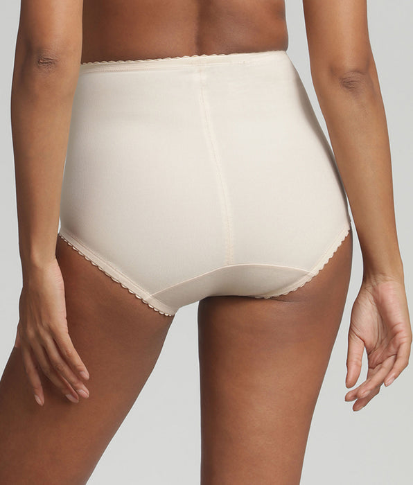 Playtex® Culotte gainante serre-taille beige Incroyable C'est une Gaine